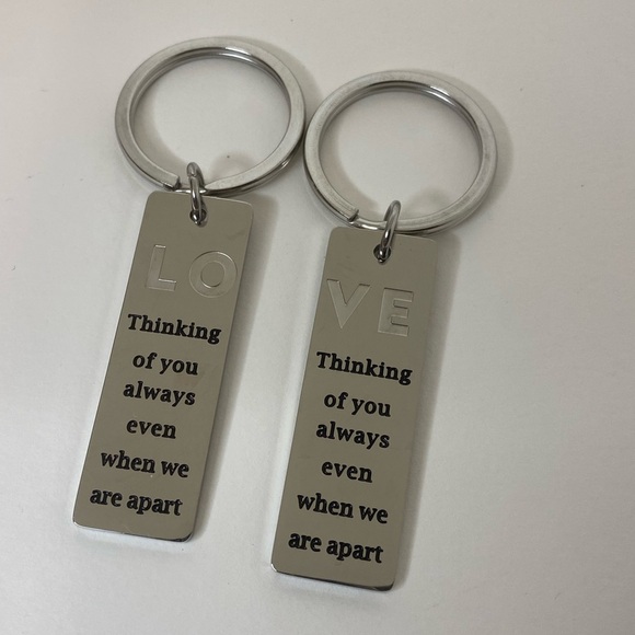 Love keychain stainless steel set of 2 - Picture 1 of 6